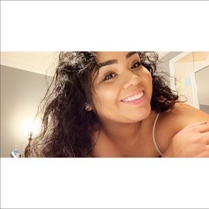 Meet your Posher, Jackiiee